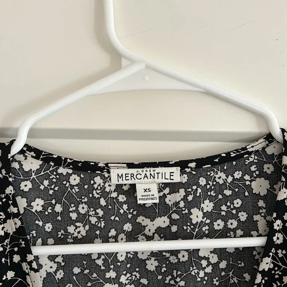 J Crew Mini - Picture 2 of 2